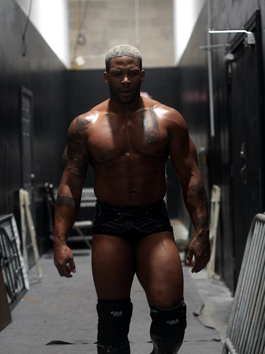 fbaftermath's tweet image. I need that arena to shout #TB3 … catch me in Vegas for #WrestleMania not wrestling but will be around possibly at @wrestlecon