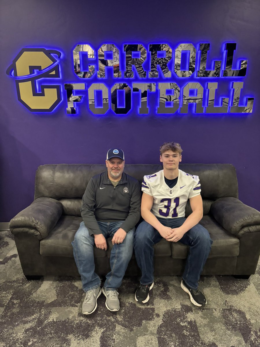 Had a great time at Carrol’s junior day! Thank you for the invite <a href="/CoachPfanny/">Alex Pfannenstiel</a> 

<a href="/FallsBison/">Great Falls High Bison Football</a>