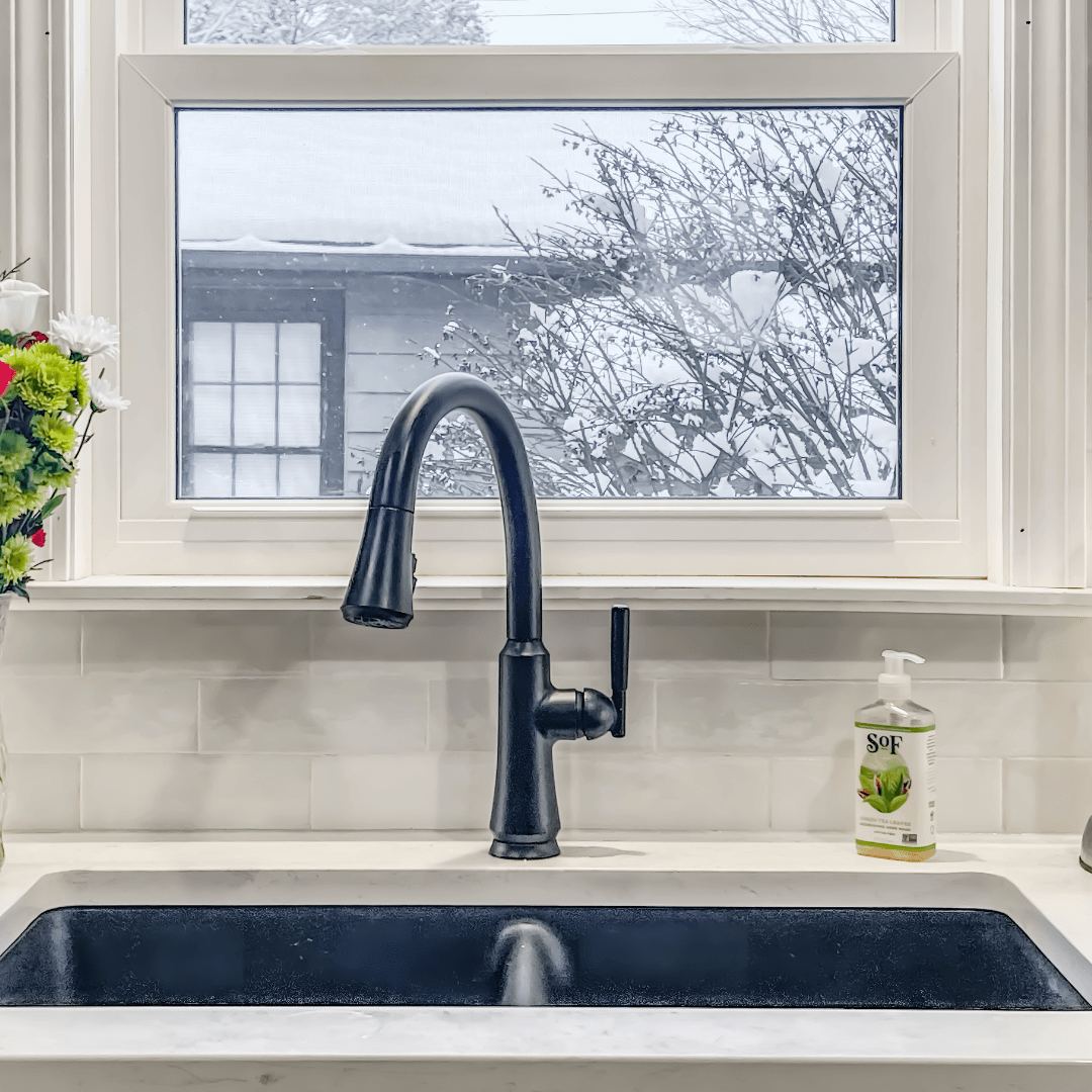 CustomBuiltMI's tweet photo. In our recent short, we gave you a glimpse of Sara Majeske’s stunning kitchen transformation—now, let’s dive into the details!

Swipe through to see how each detail brings this remodel to life!

#KitchenDesign #CustomBuiltMI https://t.co/uXHurr2iob