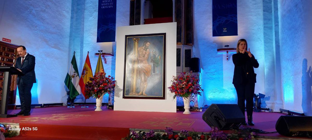 ASOGRA_'s tweet photo. ¡Enhorabuena a @fernandoegea2 por su maravilloso pregón provincial de Semana Santa! 
Un momento histórico que nos ha hecho viajar por nuestras hermandades, rincones y tradiciones. Un recorrido lleno de arte, sentimiento y cultura cofrade que nos ha emocionado a todos/as.@dipgra

Vuelve a verlo accesible en LSE 
📹👉 https://t.co/elJOfF4RIs