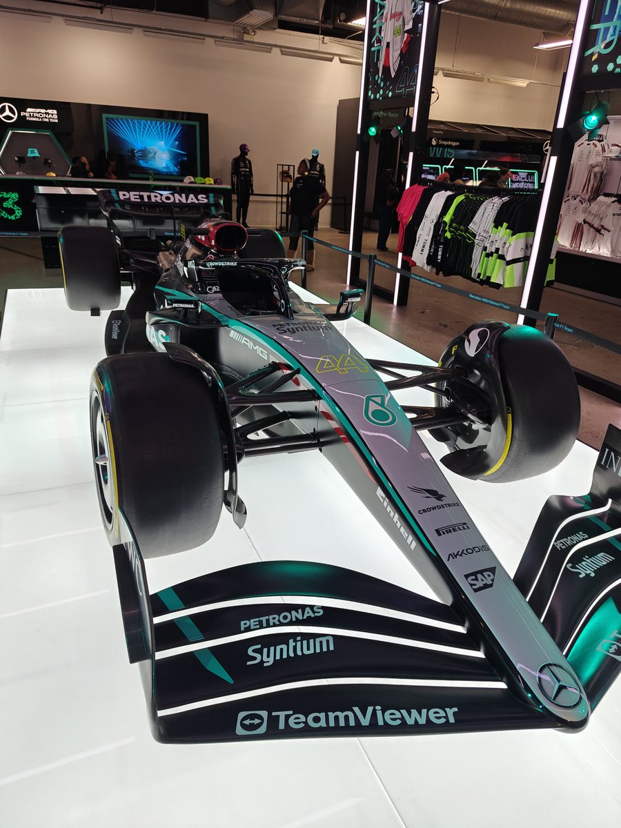 SSmit07's tweet photo. Hey @MercedesAMGF1 admin, saying bye to the pop up store here in NYC is gonna be tough. Gonna miss driving them simulator after work every other day. Lol
Can you leave them for me? Haha https://t.co/MZ0sVAC16v