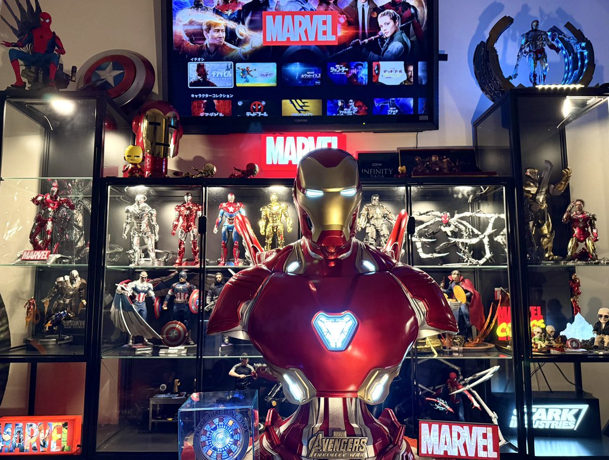 amichori_marvel's tweet photo. 自宅にアイアンマンをアッセンブル🤩

クイーンスタジオの1/1 アイアンマン
また夢が1つ叶った！

#ironman #QueenStudio #Mark50 
#MARVEL #マーベル https://t.co/JkRdzhlNsl