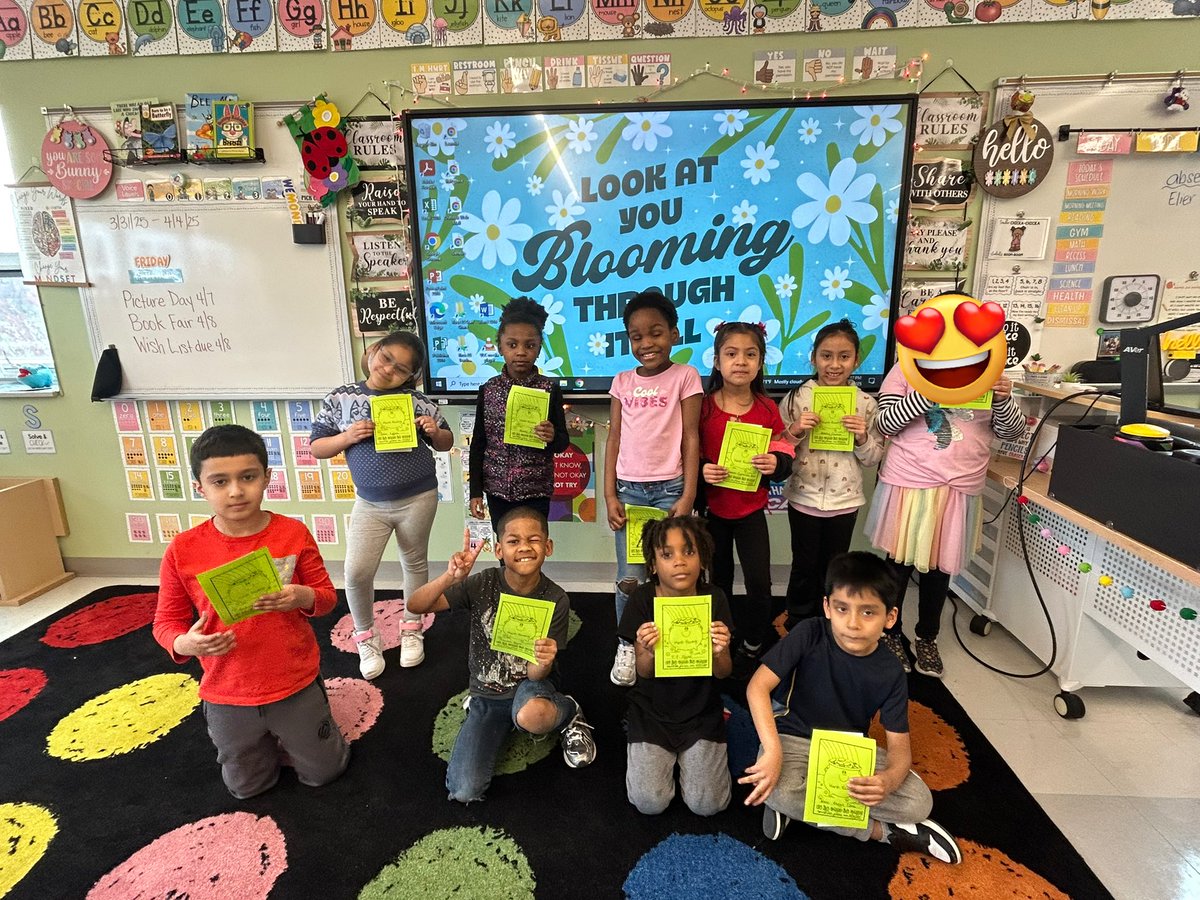 Mrs_MPires's tweet photo. Congratulations on meeting your March reading goals. Enjoy your Pizza Hut reward! @RotellaWarren #RSS11 https://t.co/sxeydV0gP7