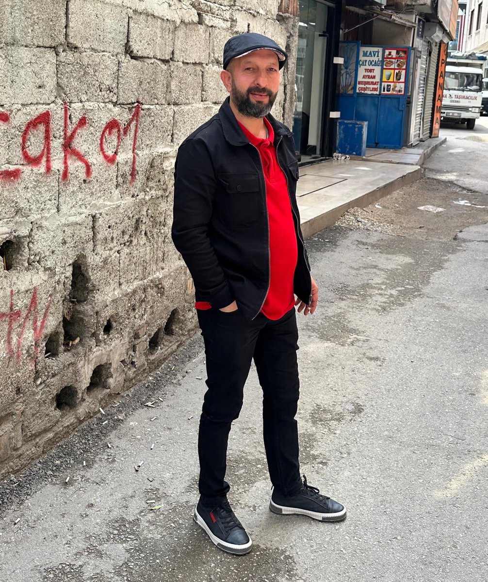 BasriDelikanl's tweet image. Bir gözyaşı düşer toprağa 
Toprak anlar da İnsanı 
İnsan anlamaz İnsanı bra #adana #adanacity #bingöl #öneçıkart #kesfet