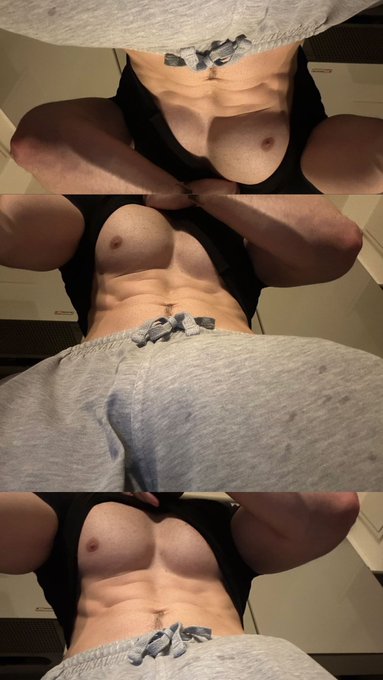 1 pic. big boobs? https://t.co/cAGbAqmYId