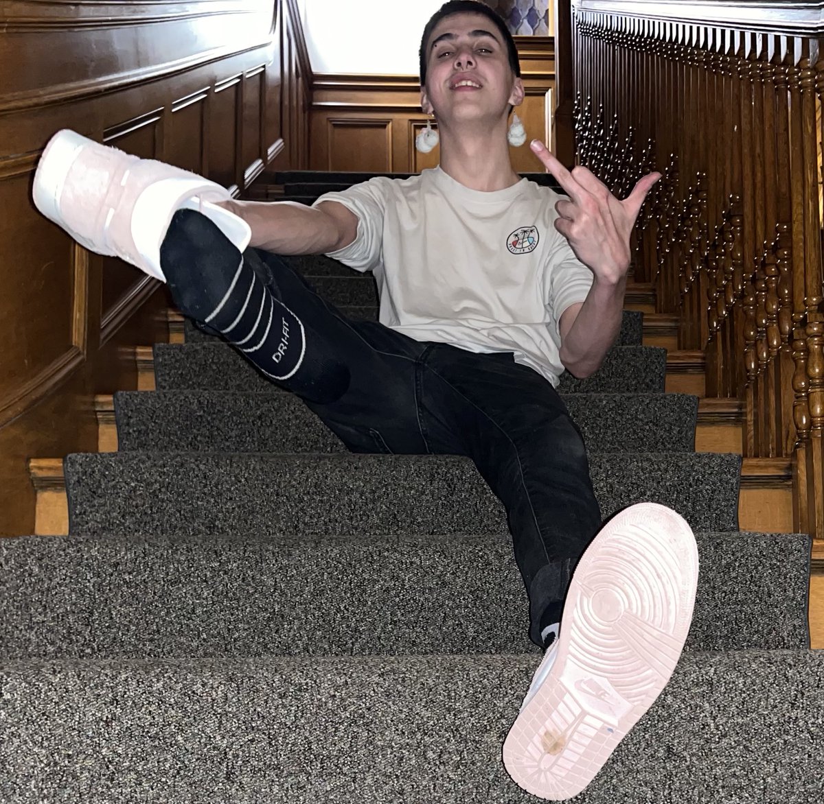 @thebasilgray.bsky.social tweet media