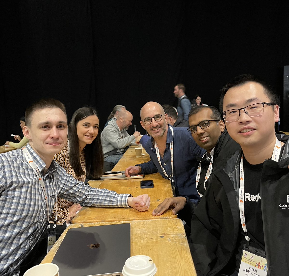 TerryTangYuan's tweet image. Wrapping up an amazing week at #KubeCon London!

It’s been a full week of connecting with an incredible community of users, contributors, collaborators, colleagues, and friends.

I had the pleasure of participating in a panel, an opening session, and two other KubeCon sessions!