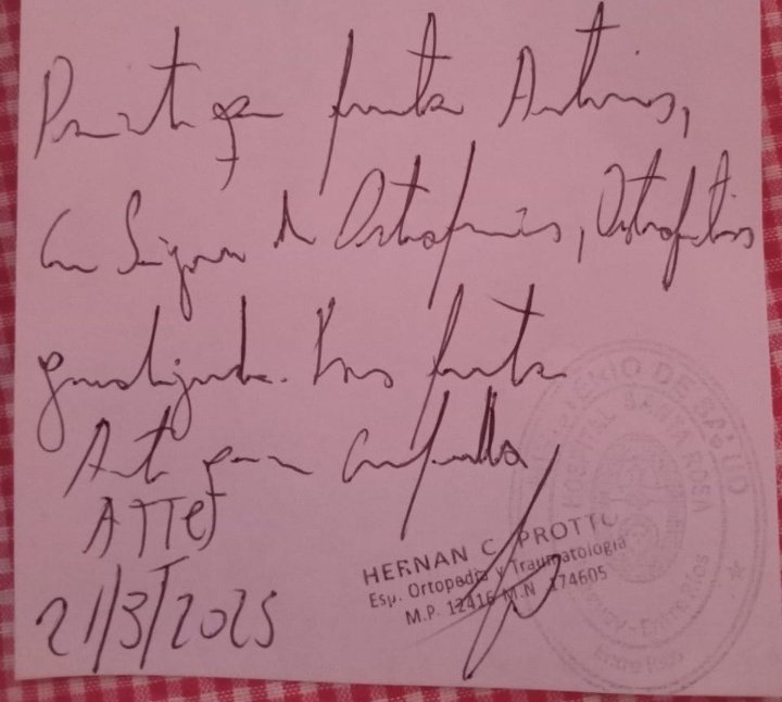 Otra noche que me acuesto llorando por los terribles dolores y sin comer.😢
Una injusticia tremenda que no pueda comprar remedios,hacer estudios médicos complejos y demás por haber denunciado corrupción.
De rodillas les pido una limosna, tan solo una,por el amor de Dios 🙏😔 RT