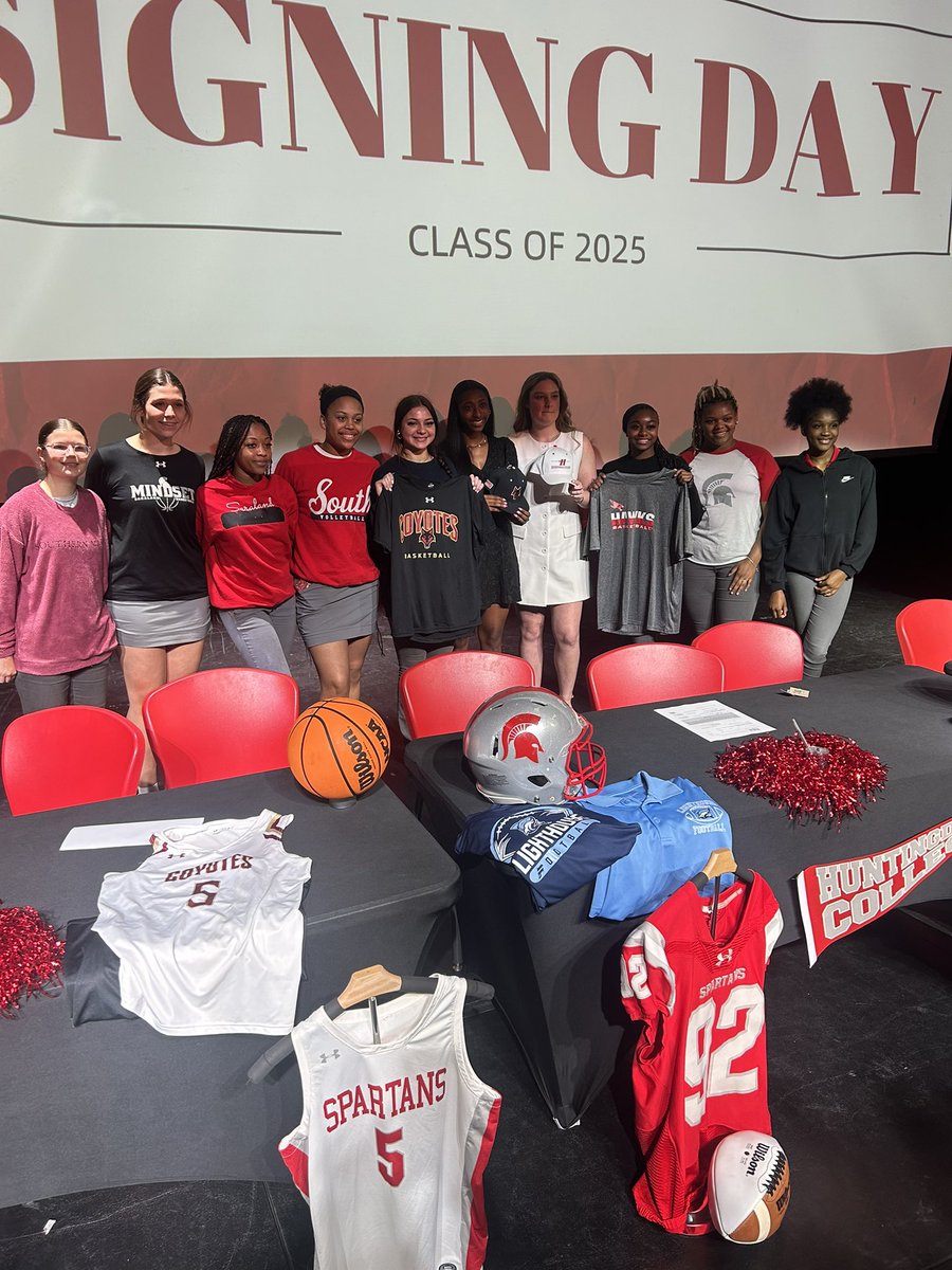 Coach Cedric Yelding (@southalhofpg) on Twitter photo Congratulations to <a href="/kirawilliams__/">Shakira Williams</a> on your signing day today. Letโs get to work! Go Yotes
<a href="/coastalsouthwbb/">Coastal Alabama South Lady Coyotes Basketball</a> <a href="/CoastalAL_south/">Coastal Alabama South Athletics</a> Congratulations to <a href="/kirawilliams__/">Shakira Williams</a> on your signing day today. Letโs get to work! Go Yotes
<a href="/coastalsouthwbb/">Coastal Alabama South Lady Coyotes Basketball</a> <a href="/CoastalAL_south/">Coastal Alabama South Athletics</a>