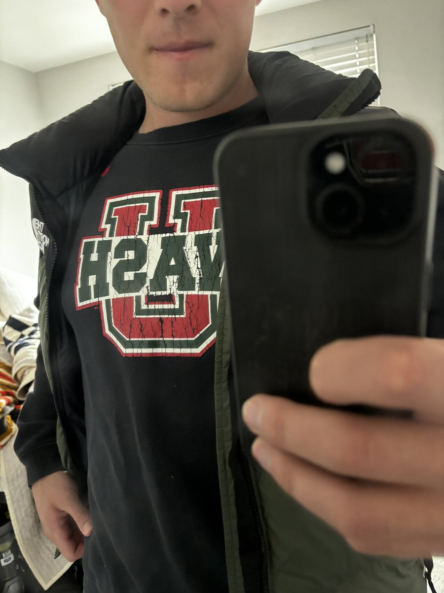 atnedthompson's tweet photo. Repping my colors today @GartrellJacobs
#committotheU https://t.co/jlJULpimxr