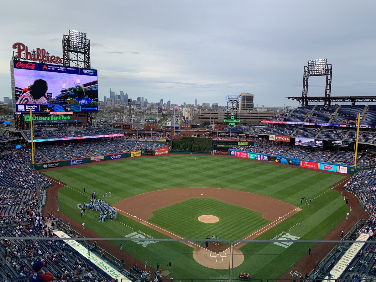 warzee4's tweet photo. get me to god’s country #phillies #ringthebell https://t.co/5Jz1yjLPQl