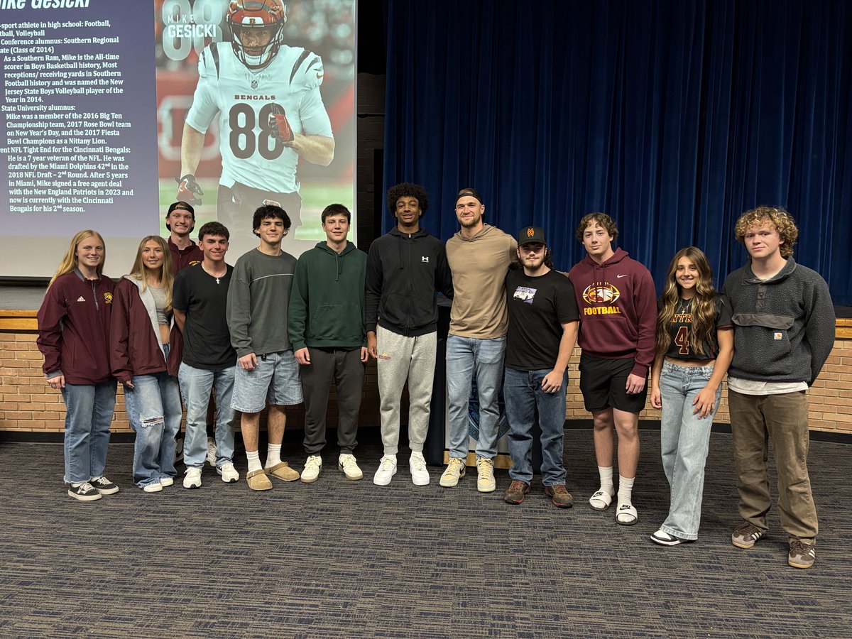 CREAGLESATHLETICS (@cr_athletics) on Twitter photo Shore Conference Leadership Conference. Thank you to <a href="/mikegesicki/">Mike Gesicki</a> for taking the time to talk to our student-athletes! We appreciate you! Shore Conference Leadership Conference. Thank you to <a href="/mikegesicki/">Mike Gesicki</a> for taking the time to talk to our student-athletes! We appreciate you!