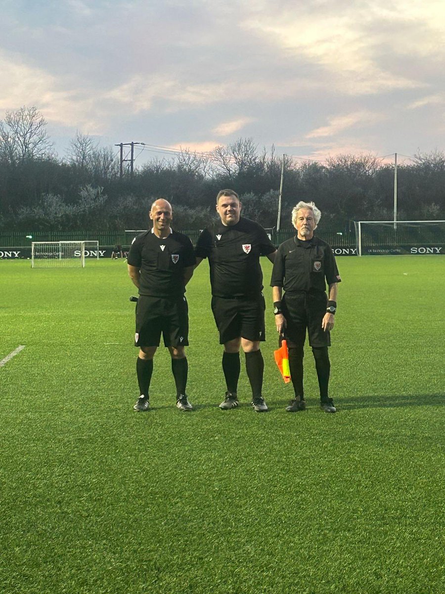 Bridgend Referees Society (@bridgendreferee) on Twitter photo Tonight’s <a href="/LeagueBrid29086/">Bridgend & District Football League</a> Division 2 Cup Final match officials
Referee - Stefan Williams
Assistant - Trevor Roberts
Assistant - Kemal Kosov
👏🏻 Congratulations to all involved Tonight’s <a href="/LeagueBrid29086/">Bridgend & District Football League</a> Division 2 Cup Final match officials
Referee - Stefan Williams
Assistant - Trevor Roberts
Assistant - Kemal Kosov
👏🏻 Congratulations to all involved