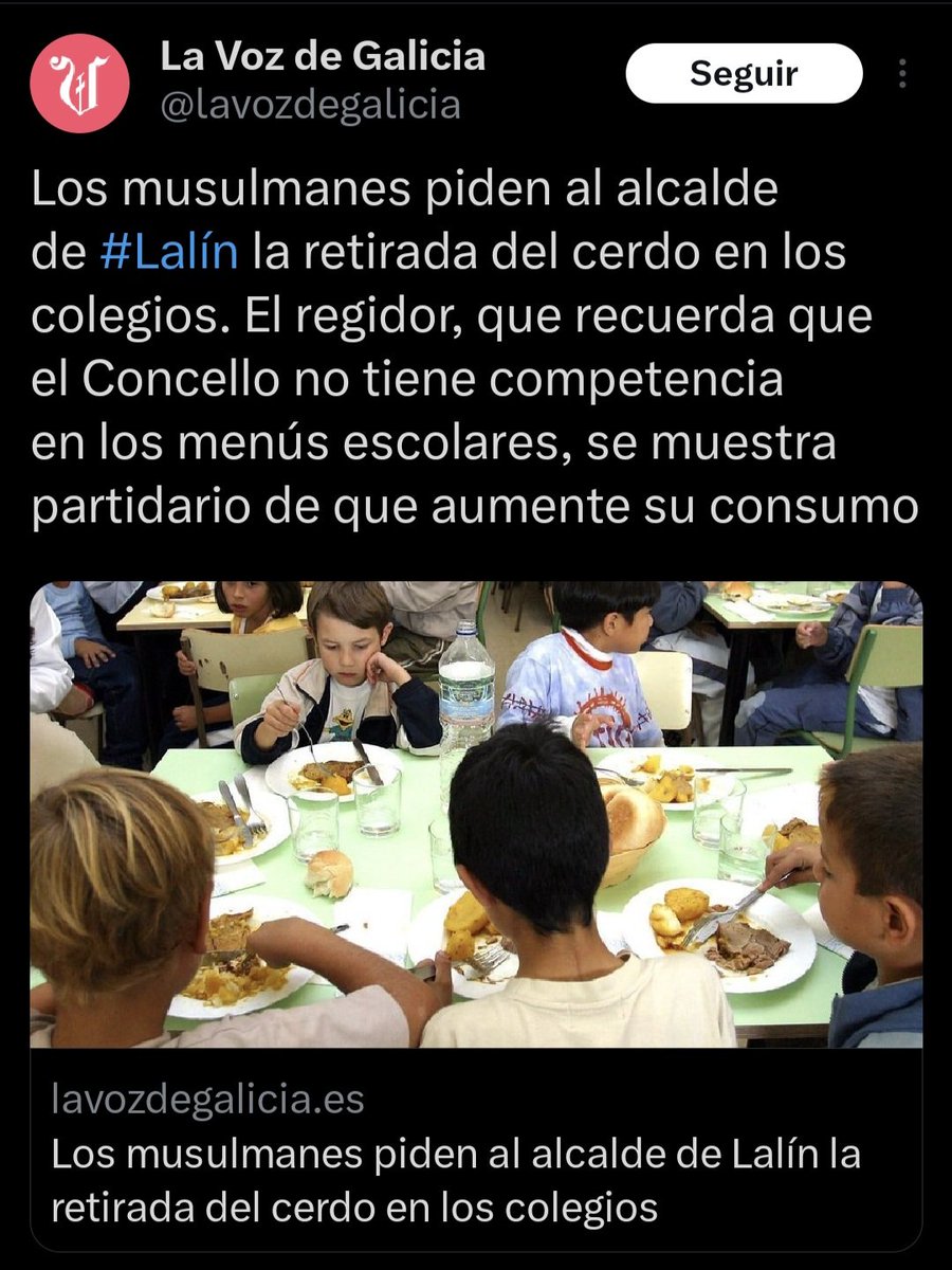 Soy gallega, soy española qué razón hay para que los niños gallegos y españoles no coman carne de cerdo y derivados?
Respuesta: los musulmanes no quieren
Tiene dos opciones volver a sus países o que sus hijos coman en casa.
Esto es España, los que se tienen que adaptar son ellos