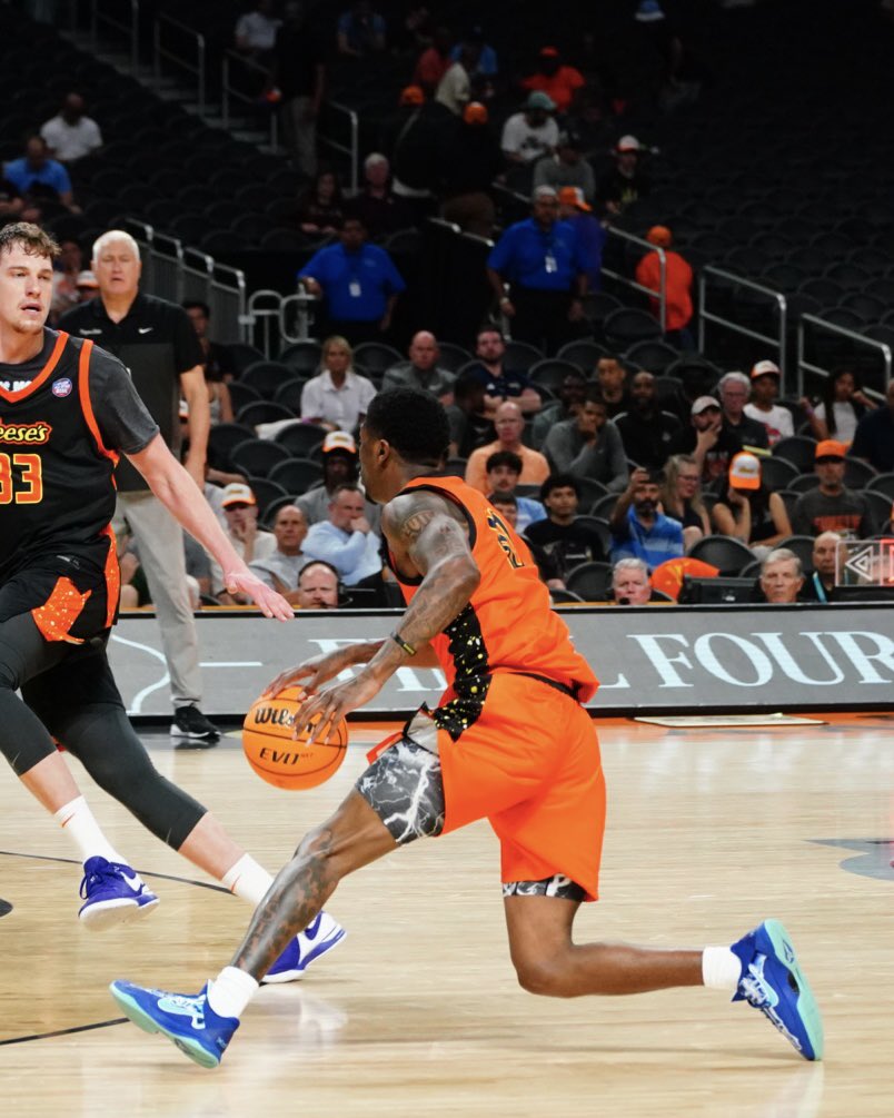5️⃣ Showed Out in San Antone 

▪️ Leading scorer for Team West with 21 
▪️Led both teams in minutes played with 24 
▪️eight-of-14 from the field
▪️ four assists
▪️ four defensive rebounds

<a href="/camryncarter23/">Cam Carter</a> | <a href="/NABC1927/">NABC</a>