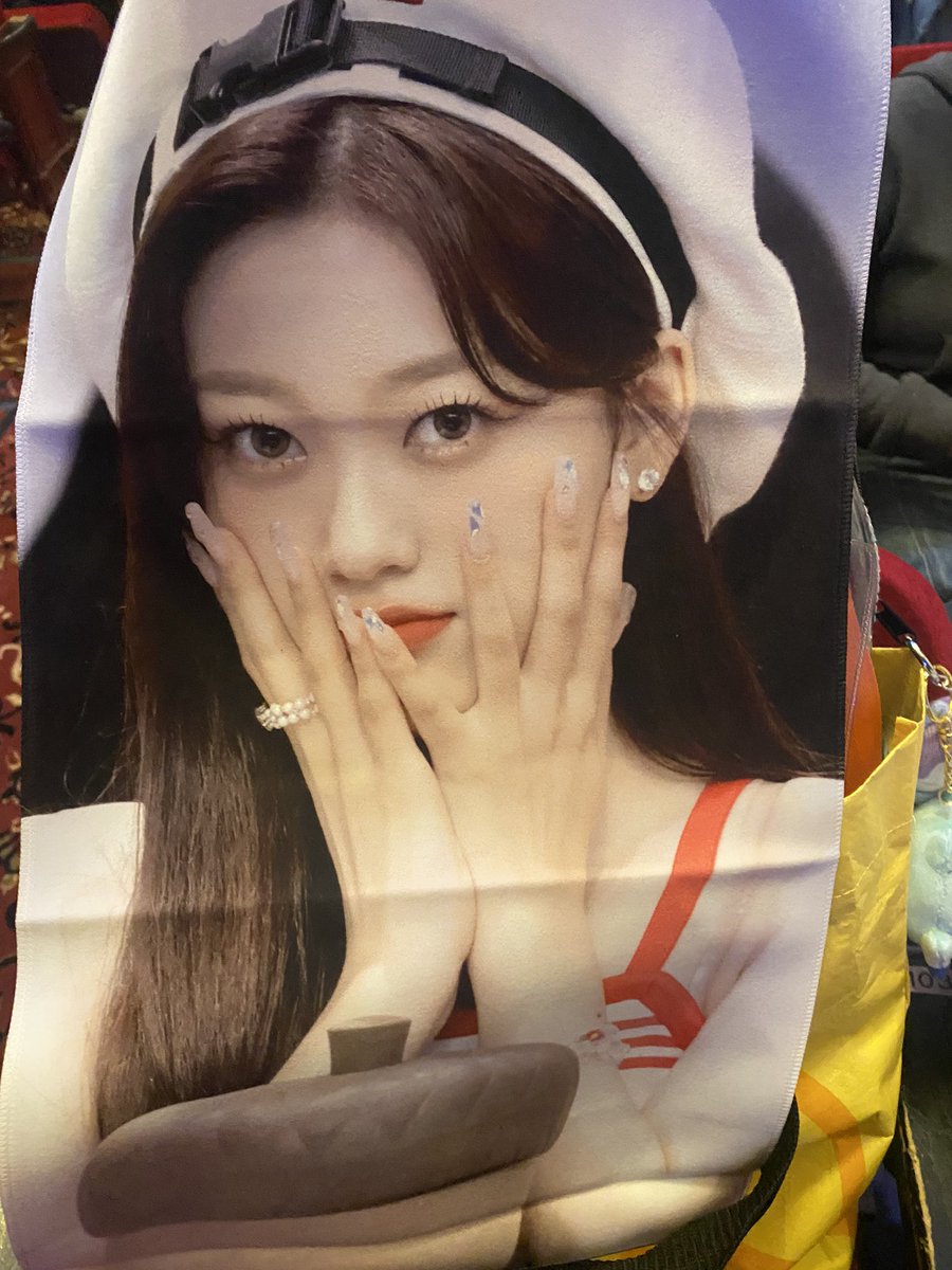 JoppingGOs's tweet photo. 1 Choerry slogan left!! $20

#ARTMSinNYC #ARTMSLUNARTHEORY #ARTMS https://t.co/2LYmafcIde