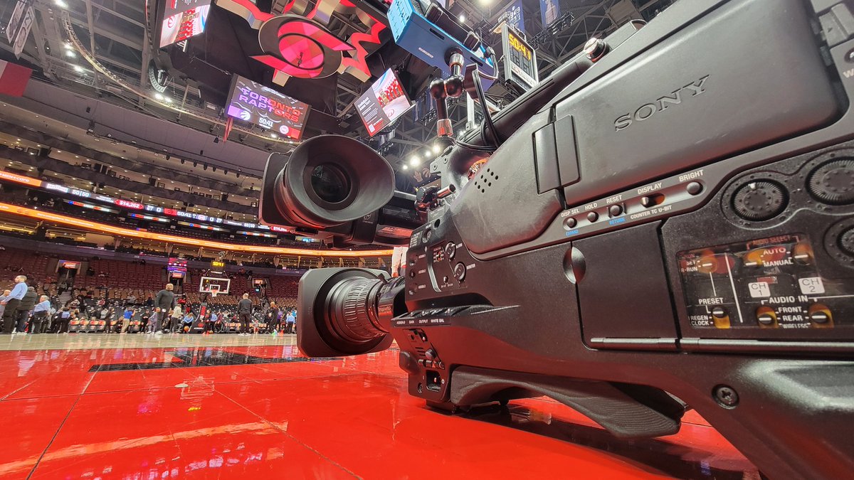 SuchateMadahar's tweet photo. Camera Operating at the Toronto Raptors vs Detroit Pistons game tonight. @Raptors @NBA #CameraOp #CameraOperator #TV #Broadcast #Television #LiveTV #NBA #TorontoRaptors #WeTheNorth https://t.co/seIO6w0Cq7