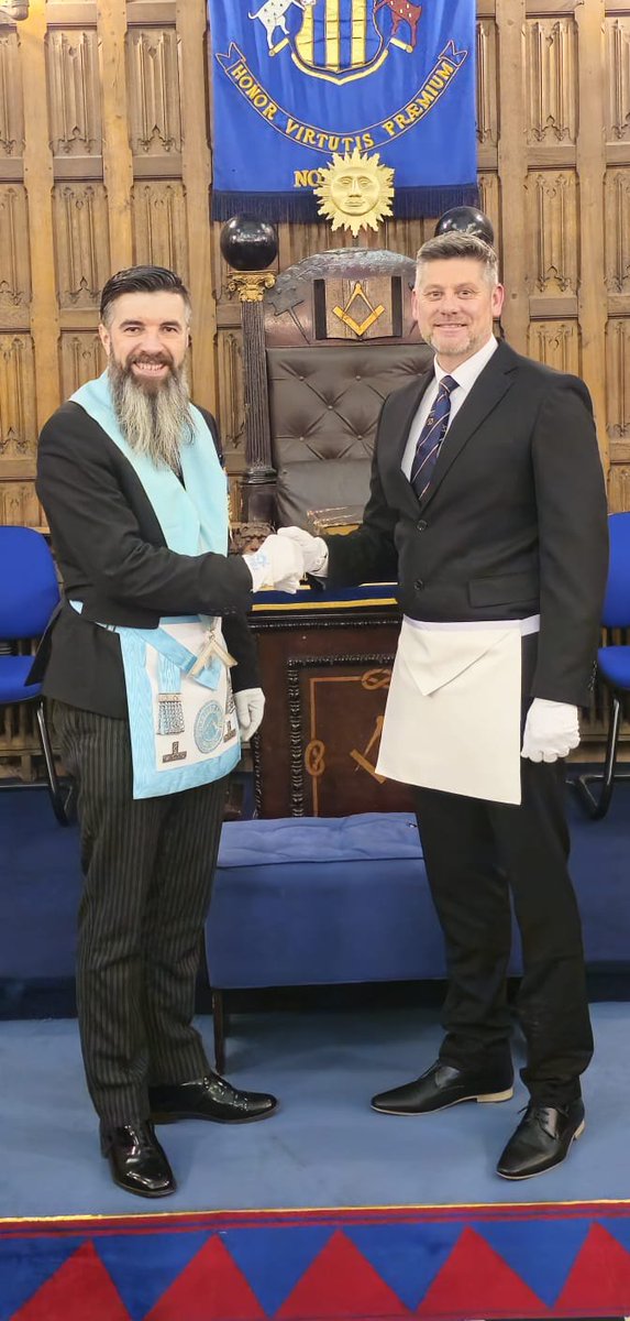 ChartleyLodge7569 tweet media