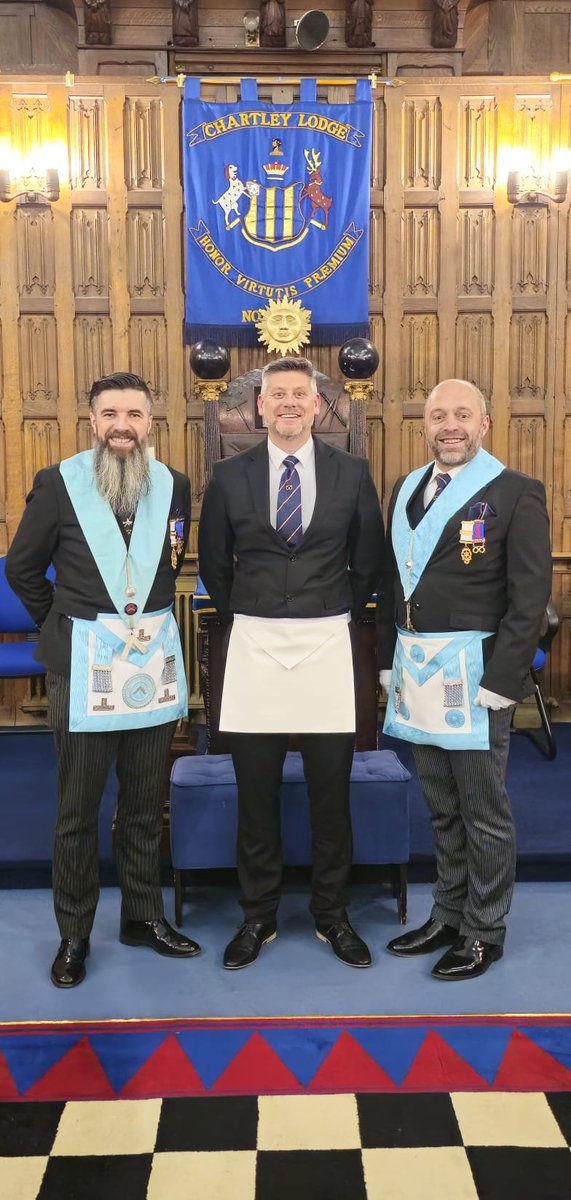 ChartleyLodge7569 tweet media