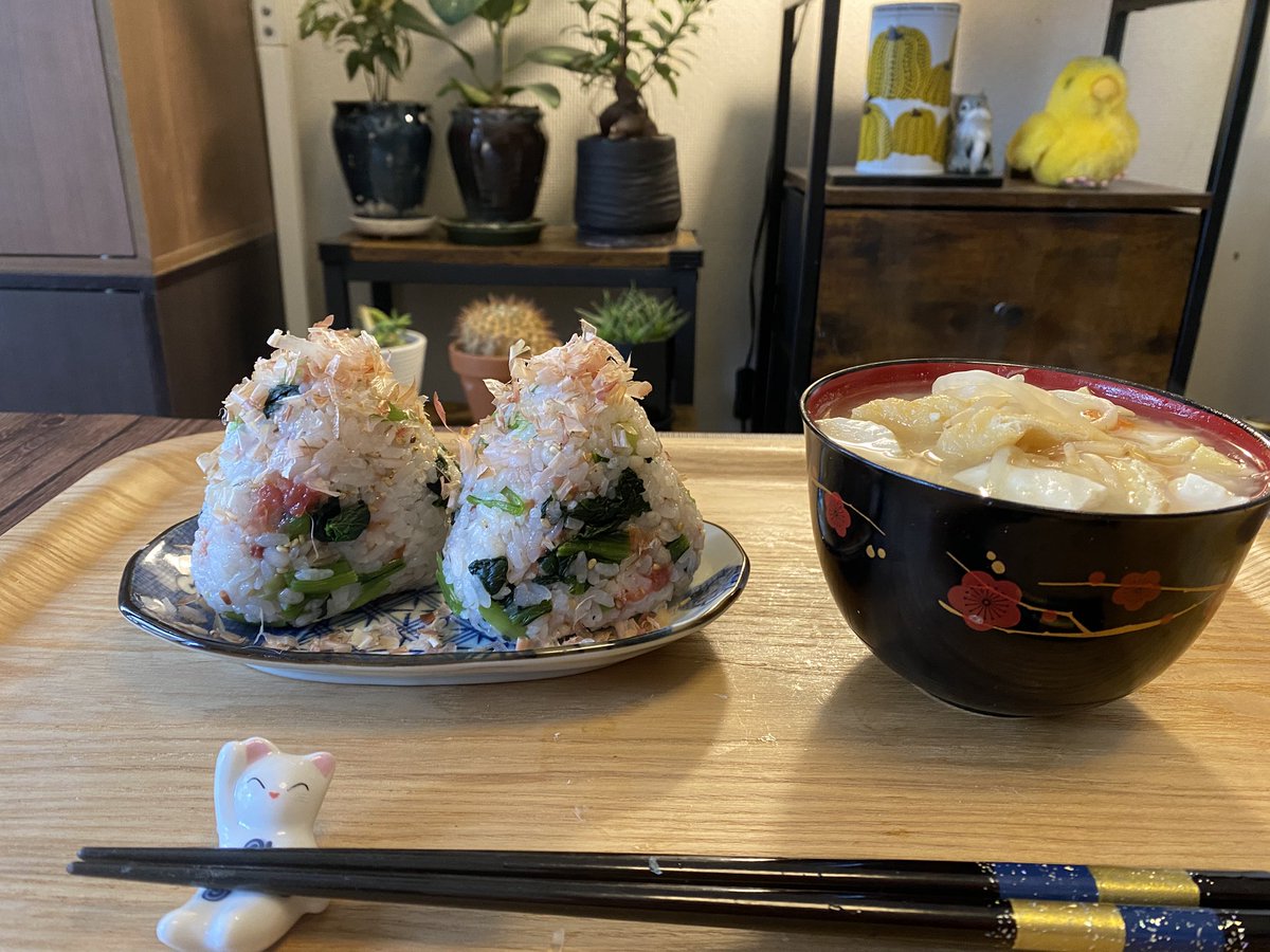 人に好かれる努力より、自分を好きになる努力のほうがはるかに大事。