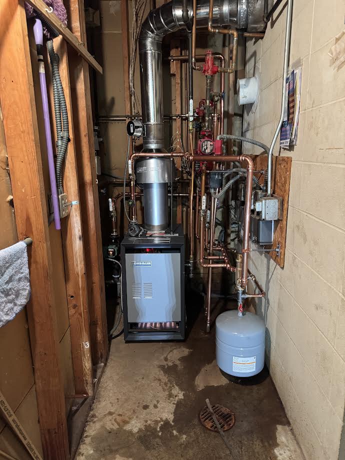 PM_Services_'s tweet image. Another job done right by Jesse, our trusted technician! 🔥🔧

📞 612-361-4245
🔗 CallProMech.com

#BoilerInstallation #HeatingExperts #ProMechService #HomeComfort