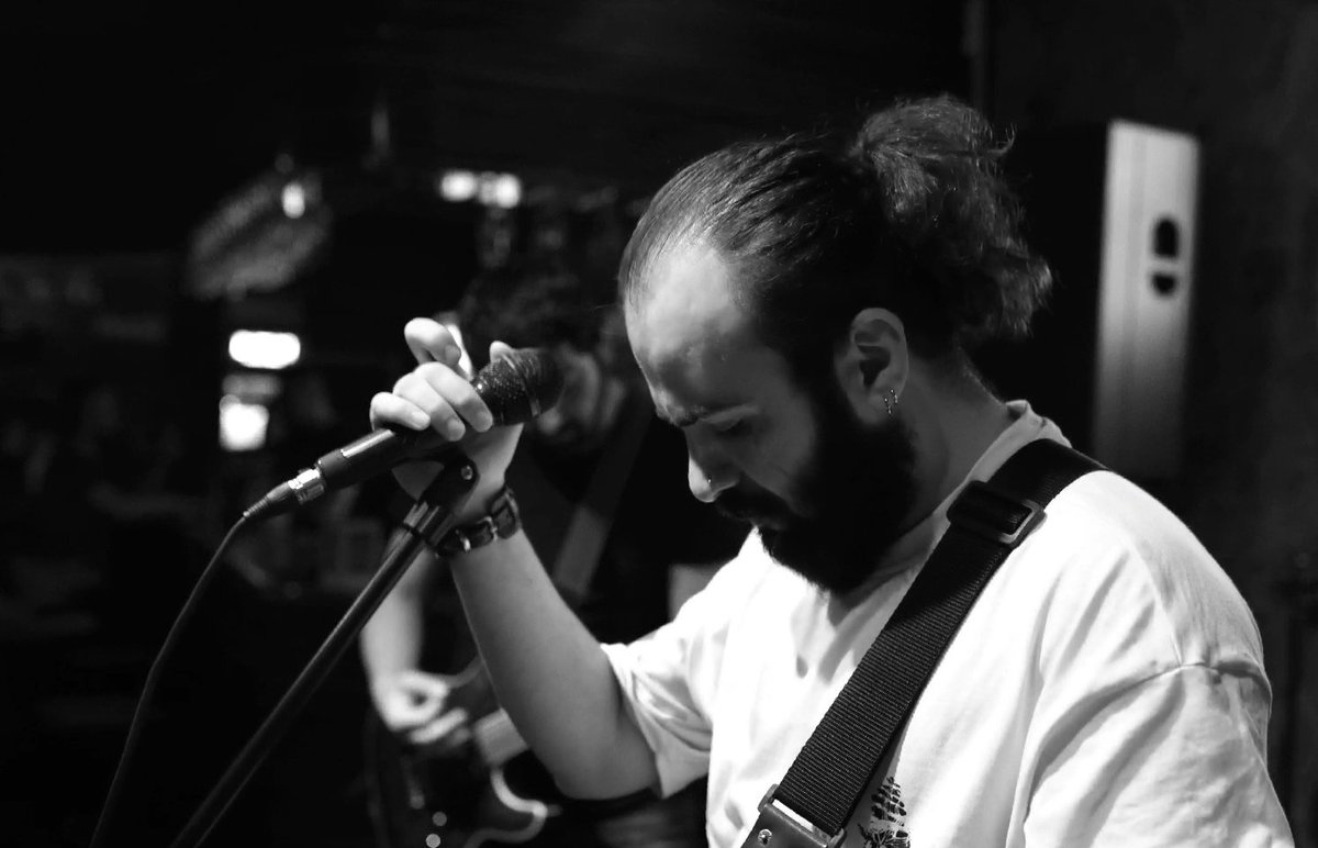 Di nava vê bêhntengiyê de bêhnvedanek... 

Ji konsera li Wanê