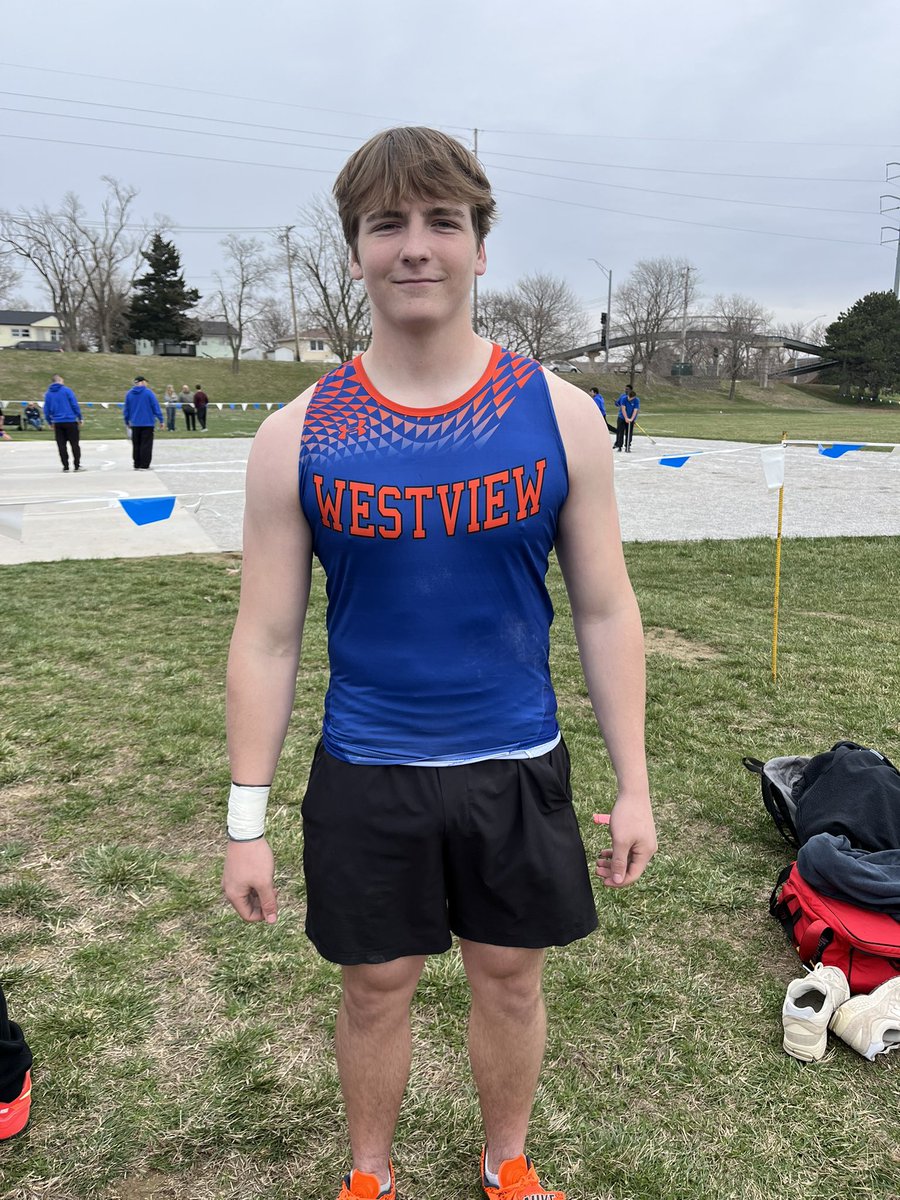 OPS_WestviewTF's tweet image. Jackson Post with a shot put PR of 47’ 11” good for 3rd place! 🥉☄️
#Earnitwitheffort