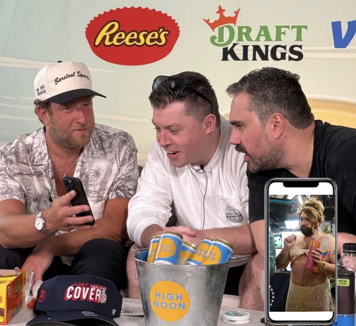 Mr Portnoy showing off his Prize Pig! <a href="/barstoolsports/">Barstool Sports</a>