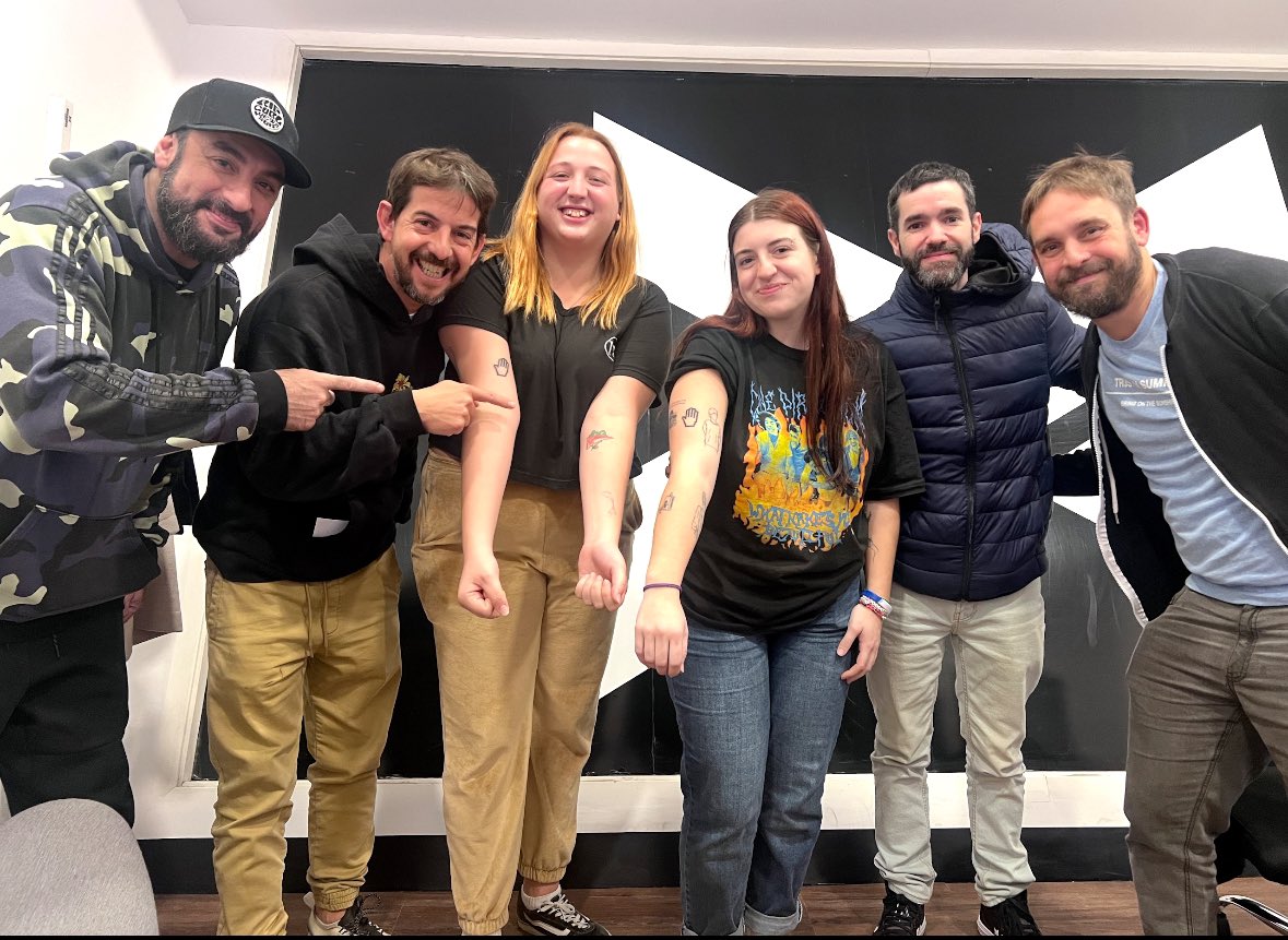 Chicas PERDÓN! Nunca me di cuenta que no se las pasé! 💗💗💗💗💗