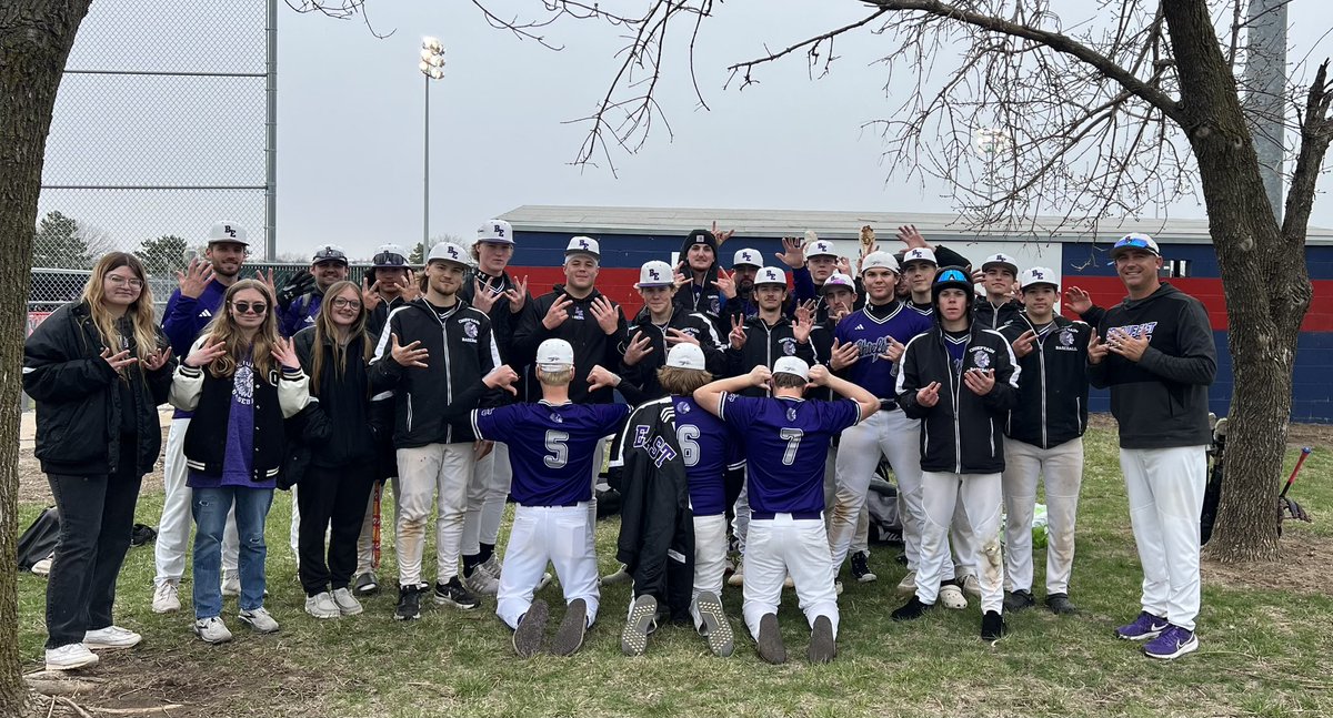 B_EastBaseball's tweet photo. Van Metre Tourney

Game 1
East 15
Northwest 1

Game 2 
East 2
LNW 1

We advance  to the semis tomorrow at noon vs South at Westview!

#GOP
#22MENTALITY
#BELIEVE https://t.co/djrPpBkhY9