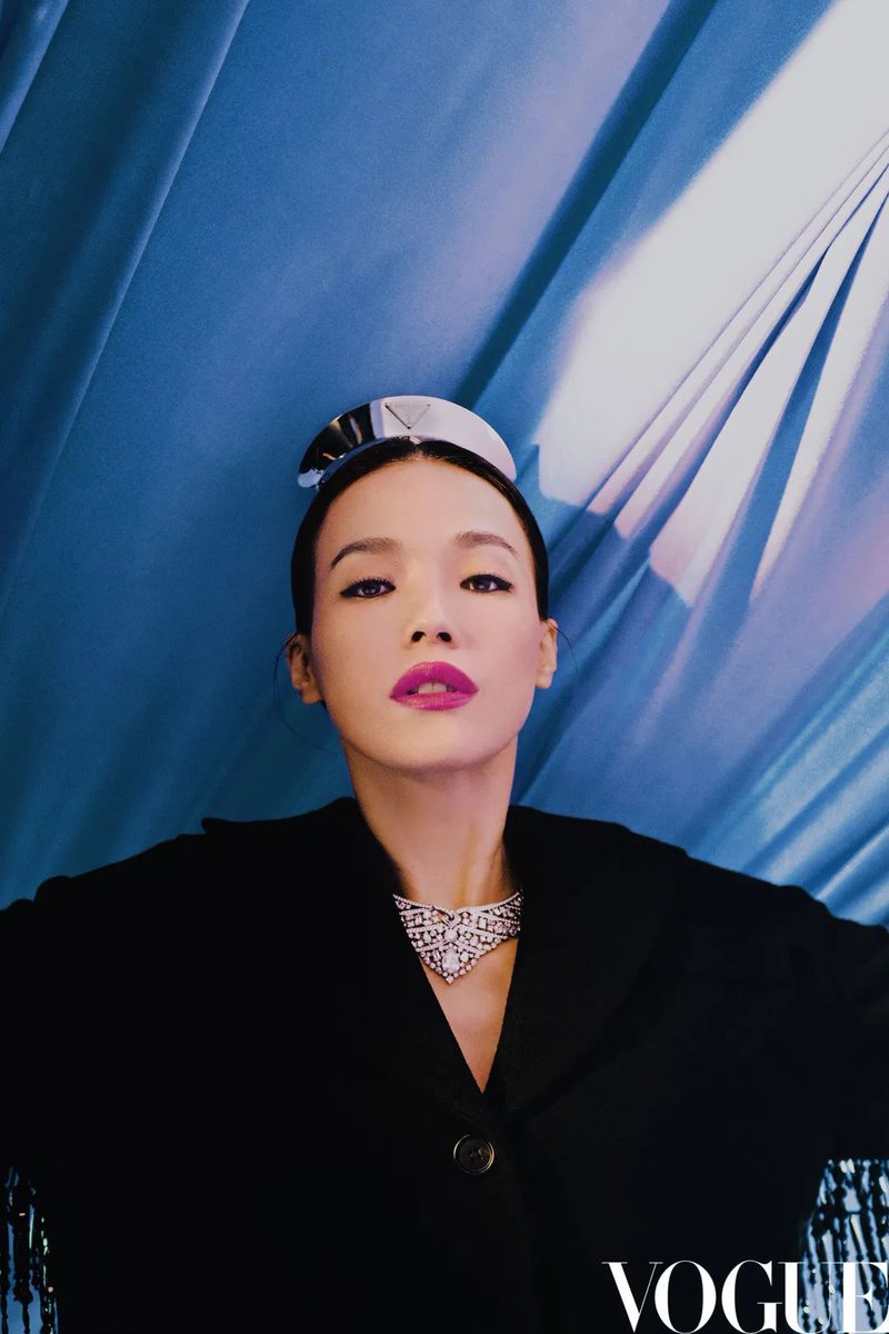 시국이 시국이므로 다시 한번 서기 영화 영업. 서기 대표작들이 진짜 시국영화임. <색정남녀>:사람 죽이는 엔터계 적폐고발, <밀레니엄 맘보>:계엄해...