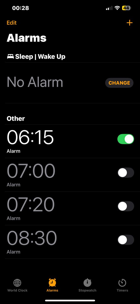 JudithT0911's tweet image. Early alarm for a Saturday morning, hope the drive to Guildford will be worth it and the clan get the win 🤞