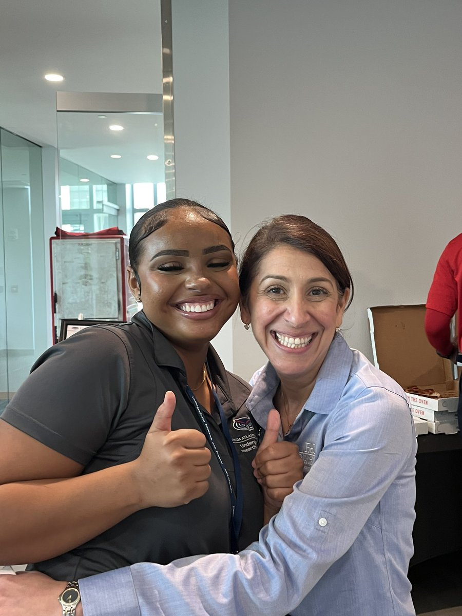 Colette Content tweet media