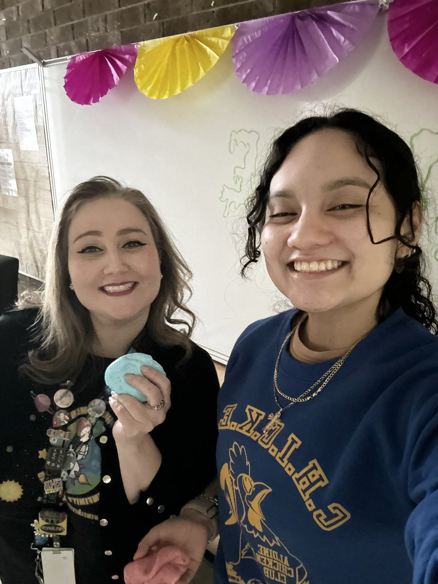 StephensES_AISD's tweet photo. Today we had SEL time making slime. The teachers enjoyed using their math knowledge to make a fun experiment. Thank you to the MTSS committee for providing this fun activity for our staff. @Arcos1968 @maty_orozco @drgoffney @MsJMartinez_ @mabrego3 @Miss_MMunoz @SELCulture_AISD https://t.co/GbdJHjPjRn