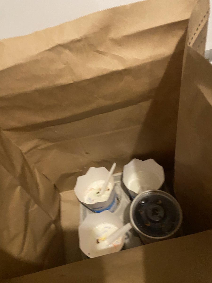 Siobhan_Connell's tweet photo. Is this a fucking joke. You can’t get it right the first time, and then you fuck up again in the second…. We’re trying to eat…. @McDonaldsUK @UberEats  you better refund me….  You delivered a bag of icecream…. https://t.co/0nx4QkD5YS