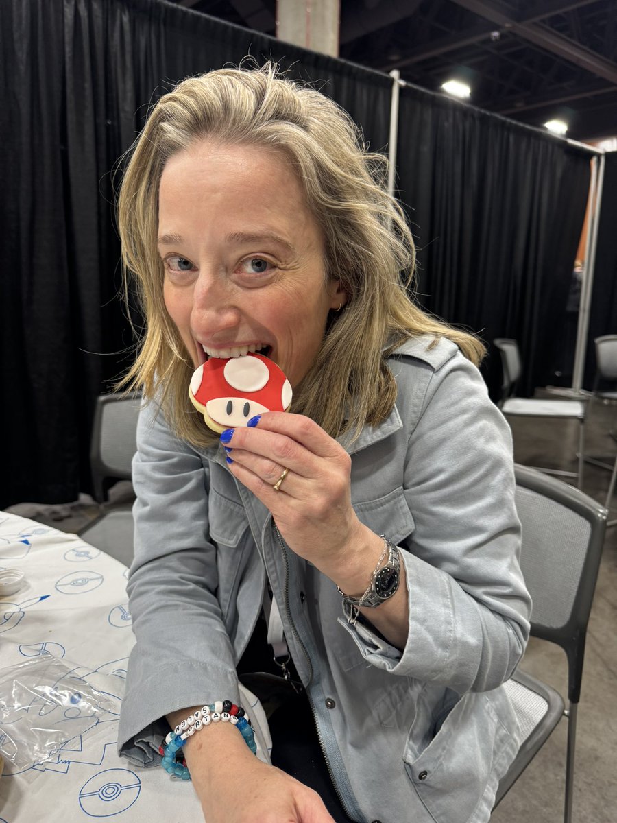 Jen Taylor (@jentaylortown) on Twitter photo Sorry, Mario, this mushroom is mine!
We still have two more days here at <a href="/GameOnExpo/">Game On Expo</a>! Come on out! #jentaylor #mario #toad #princesspeach #supermariobros #phoenix #arizona #comiccon Sorry, Mario, this mushroom is mine!
We still have two more days here at <a href="/GameOnExpo/">Game On Expo</a>! Come on out! #jentaylor #mario #toad #princesspeach #supermariobros #phoenix #arizona #comiccon