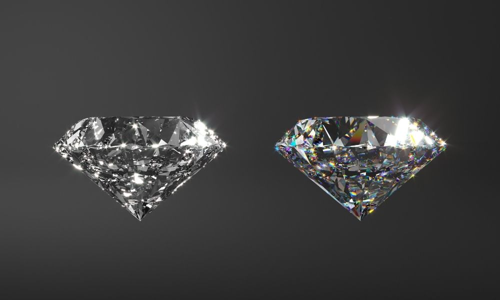 weirdbeingg's tweet image. Okay I'm sorry but why would I ever want a real diamond that just shines white (LAME) over a fake diamond that shines RAINBOW???