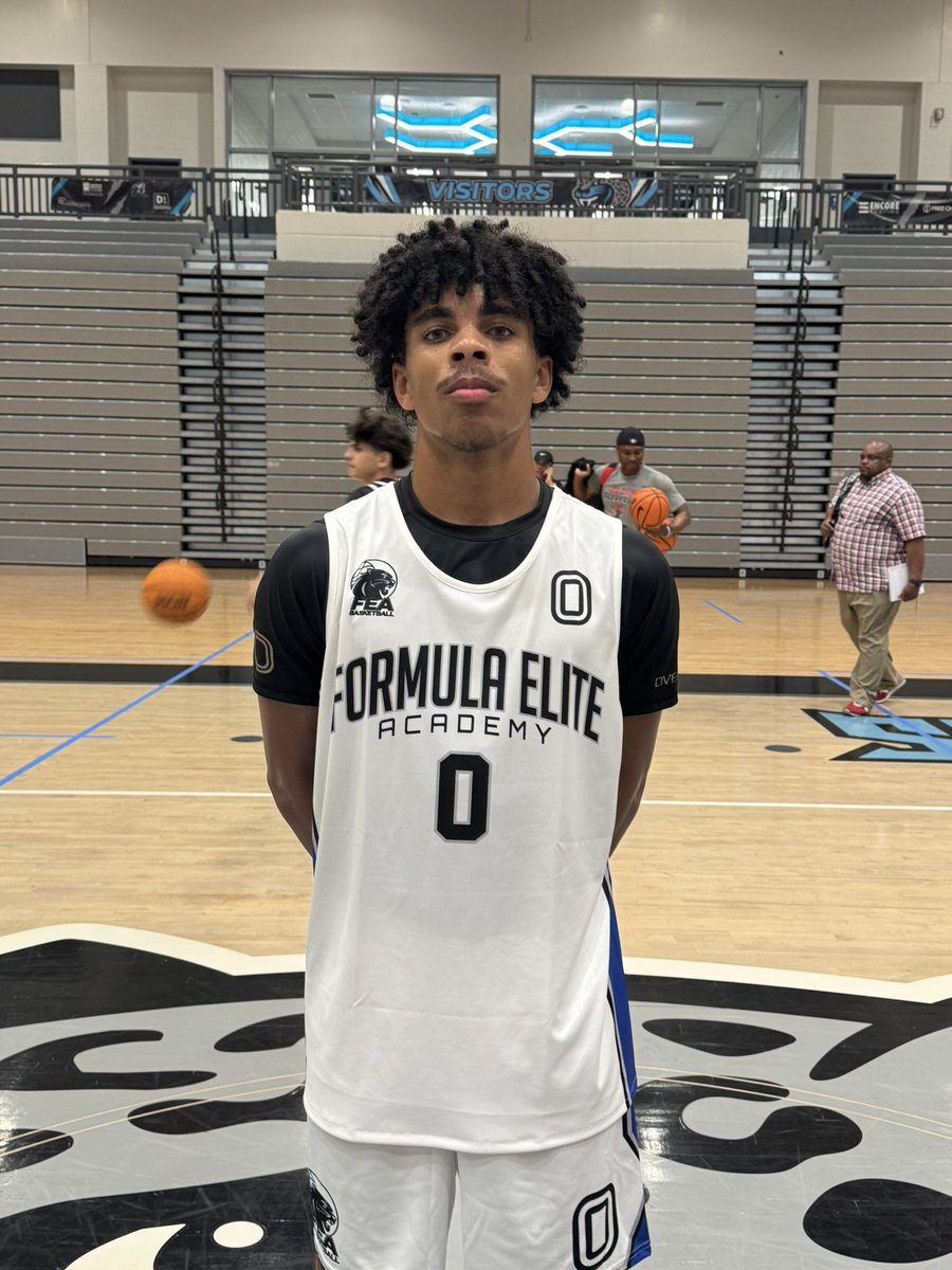 DT Media Group (@dtunfiluncen247) on Twitter photo Jeremiyah Shepeard <a href="/jyahshep/">Jeremiyah Shepeard</a> - showcased great court vision, constantly looking for the open teammate to make the right play. He also hustled hard on defense, bringing energy and effort on every possession. #OTRCircuit
<a href="/OntheRadarHoops/">Shun Williams</a> <a href="/TaiYoungHoops/">Tai Young</a> Jeremiyah Shepeard <a href="/jyahshep/">Jeremiyah Shepeard</a> - showcased great court vision, constantly looking for the open teammate to make the right play. He also hustled hard on defense, bringing energy and effort on every possession. #OTRCircuit
<a href="/OntheRadarHoops/">Shun Williams</a> <a href="/TaiYoungHoops/">Tai Young</a>