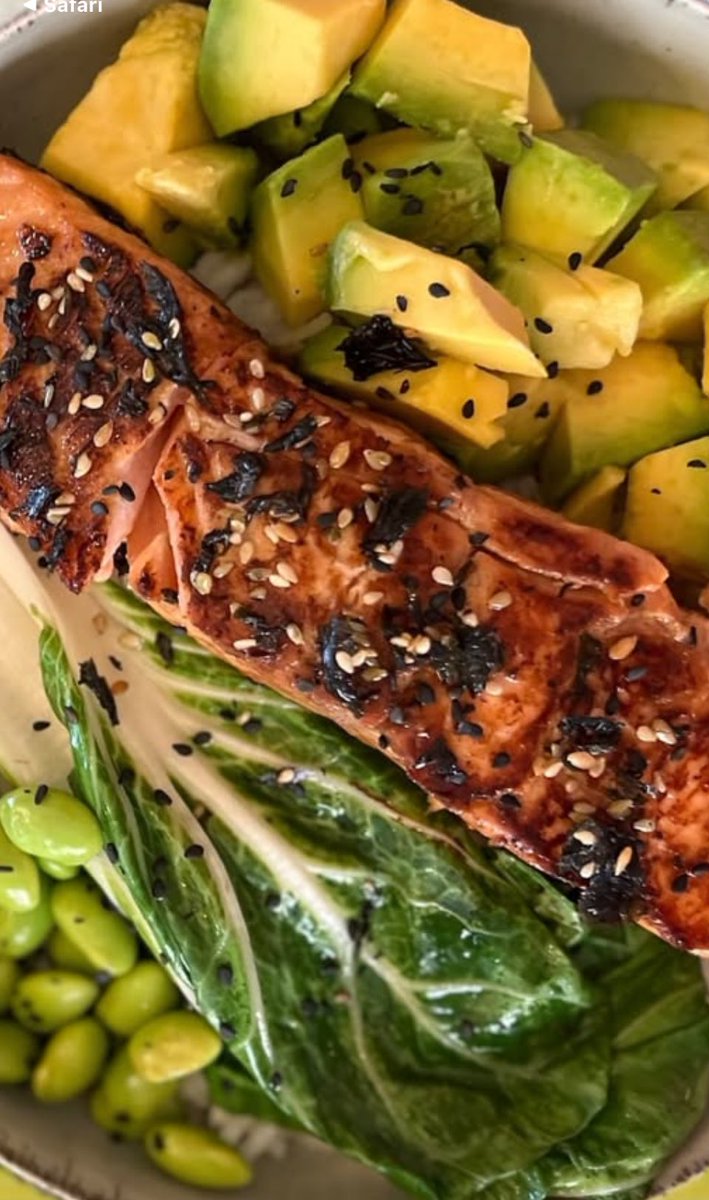 jissell_espinal's tweet image. Contra todo pronóstico; fui a caminar hice mi segundo entrenamiento del día. Leí. Tomé mi galón de agua. He comido bien. He cumplido con el 4to día del #75hardchallenge #75Hard