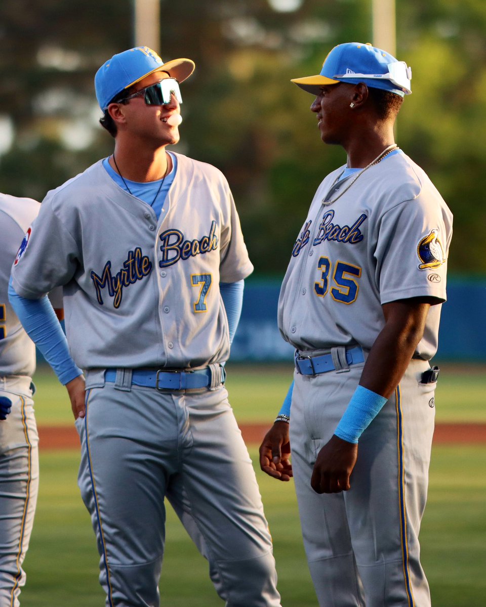 Pelicanbaseball's tweet photo. Something special about Opening Night ✨ https://t.co/QHR13MHkot
