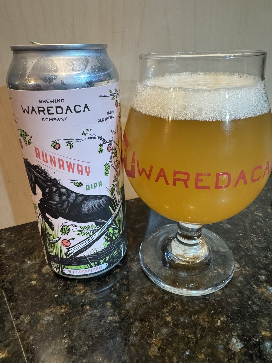scottlinn_'s tweet photo. To kids coming home from semesters abroad, a little @WaredacaBrewing  Runaway and more. #Cheers  #EnjoyResponsibly #ThanksForListening #HugYours https://t.co/CwMcQn9wGp