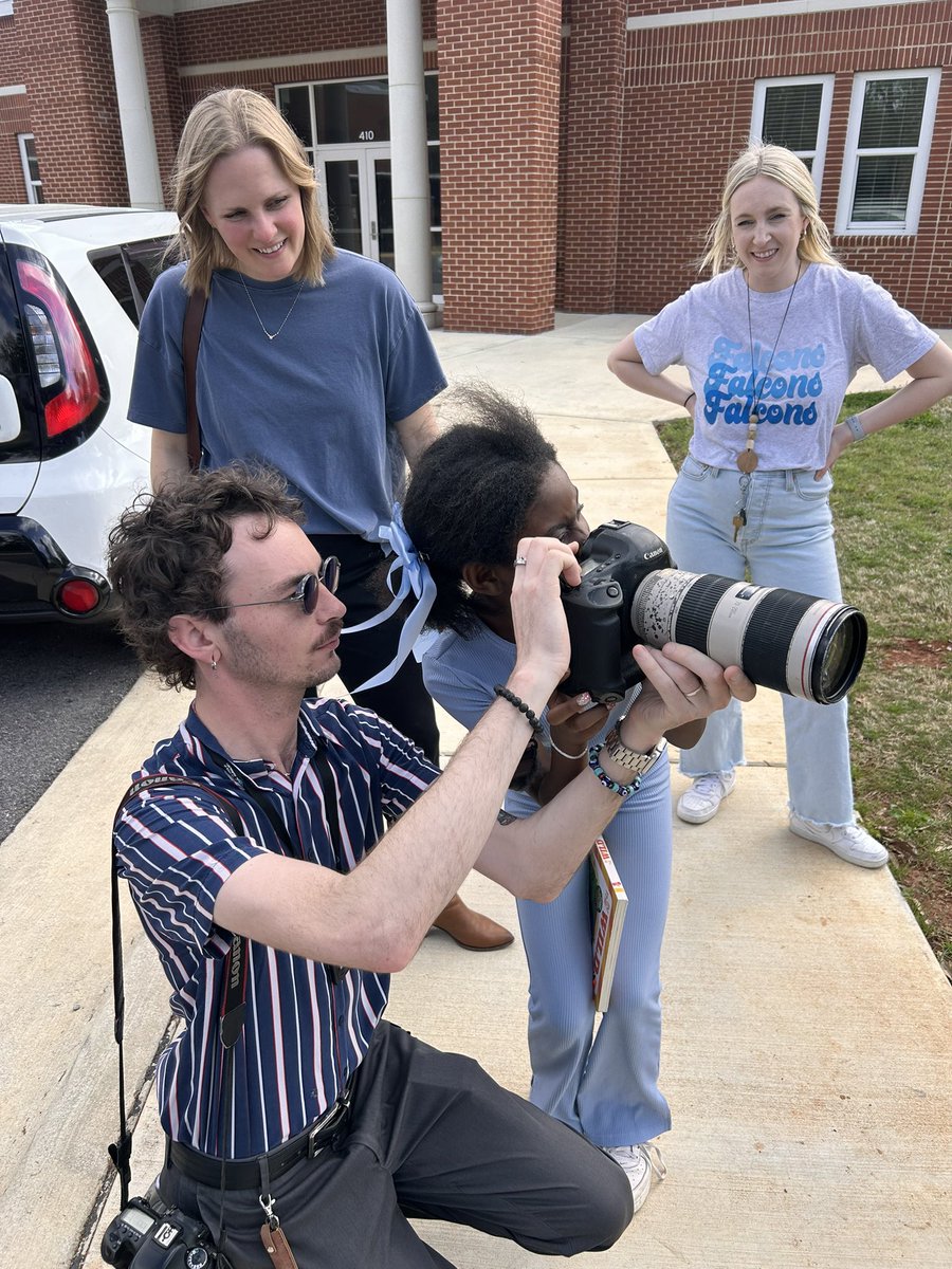 Rachel Graves tweet media