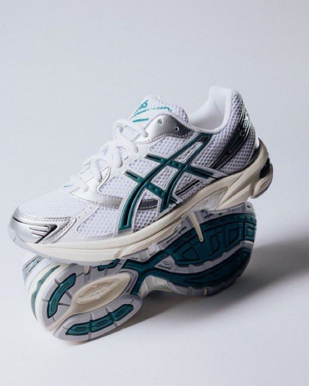 Ad: Are these a MUST COP? Available via Journeys Asics Gel-1130