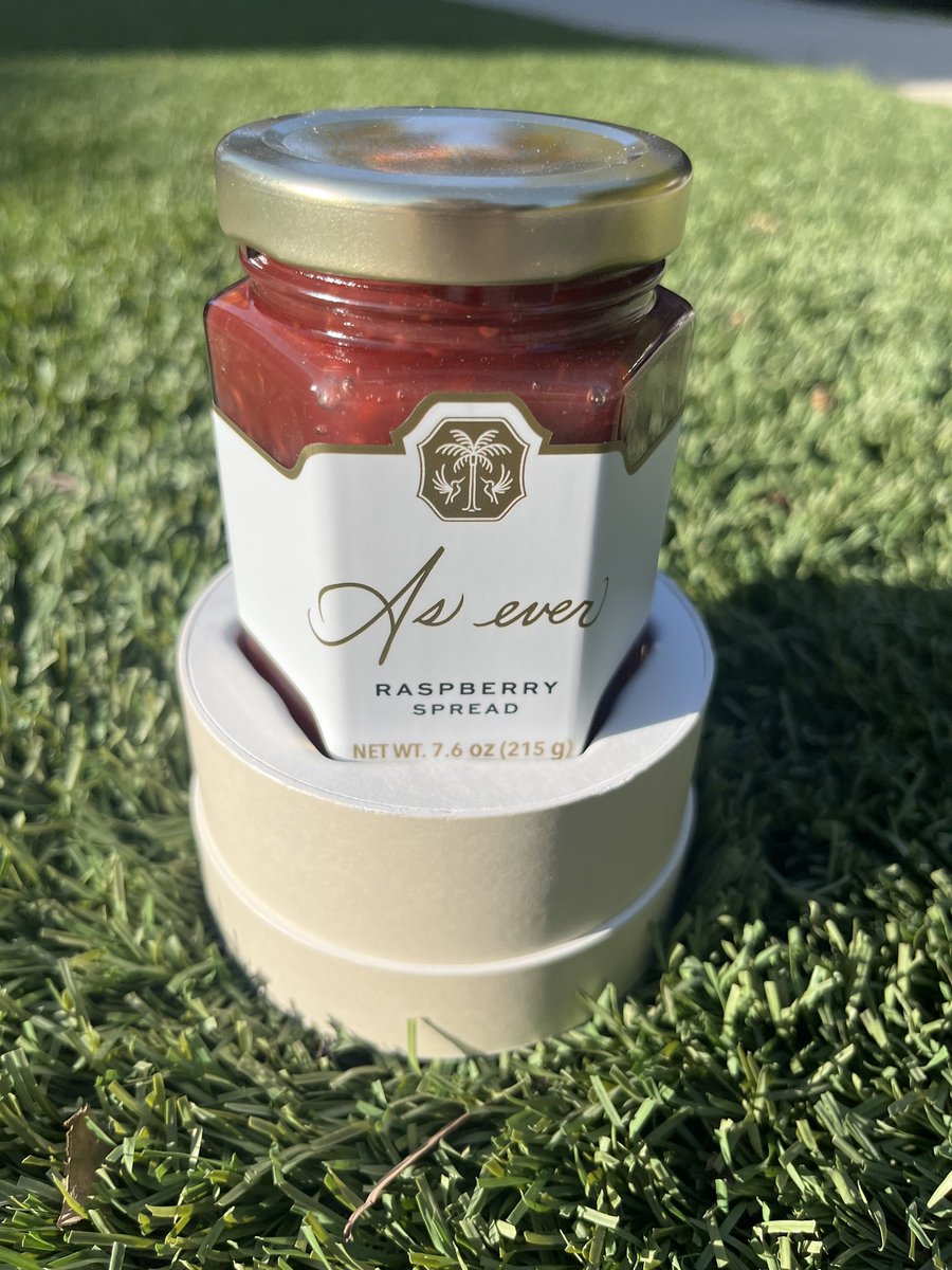 meg4_strawberry's tweet image. Ahhhh it’s so beautiful!!!! 🥹🌸💕 I just know the As Ever raspberry spread will be a household staple for us 💕