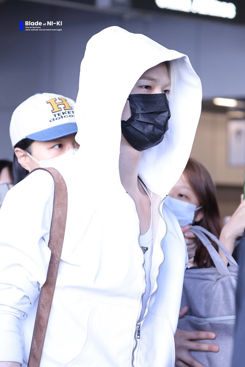 블레이드Blade tweet media