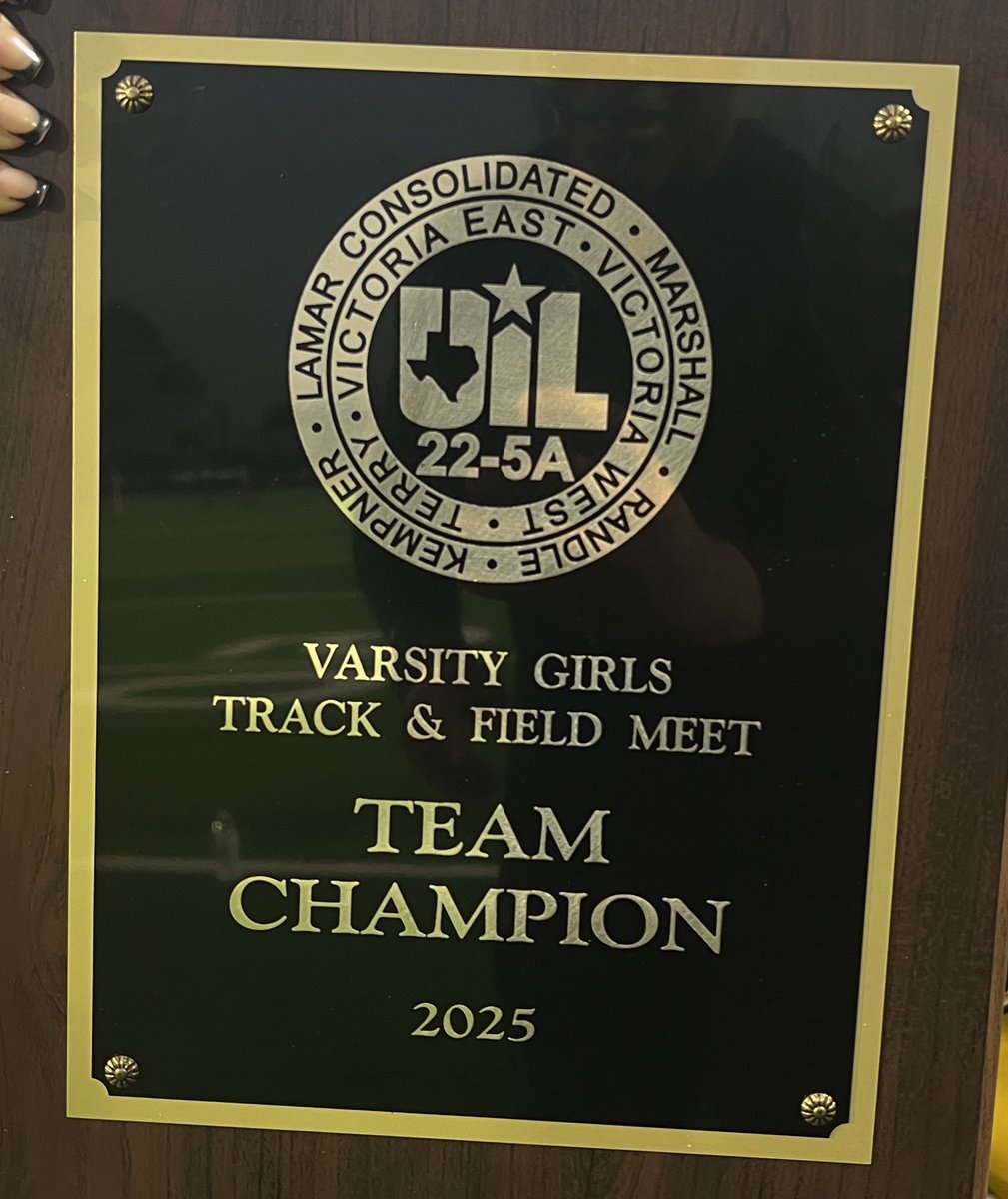 Marshall Buffalos (@marshallbuffs) on Twitter photo Your 22 5A Girls and Boys District Champions!! <a href="/FBMarshallTrack/">FB Marshall Track</a> <a href="/MarshallBuffs/">Marshall Buffalos</a> #BMF #〽️Block Your 22 5A Girls and Boys District Champions!! <a href="/FBMarshallTrack/">FB Marshall Track</a> <a href="/MarshallBuffs/">Marshall Buffalos</a> #BMF #〽️Block