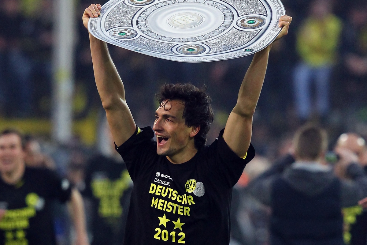 SoccerKingJP's tweet photo. 🇩🇪発表💐
フンメルスが今夏の現役引退を発表…
ドイツ代表でW杯優勝、ドルトムントとバイエルンで5度のブンデス制覇
https://t.co/pZJLkmJ2WS

🗣編集部より
「ドイツで偉大なキャリアを歩んだ現在ローマのDFマッツ・フンメルスが、36歳でスパイクを脱ぐ決��を下しました」 https://t.co/v2xoW02sQp