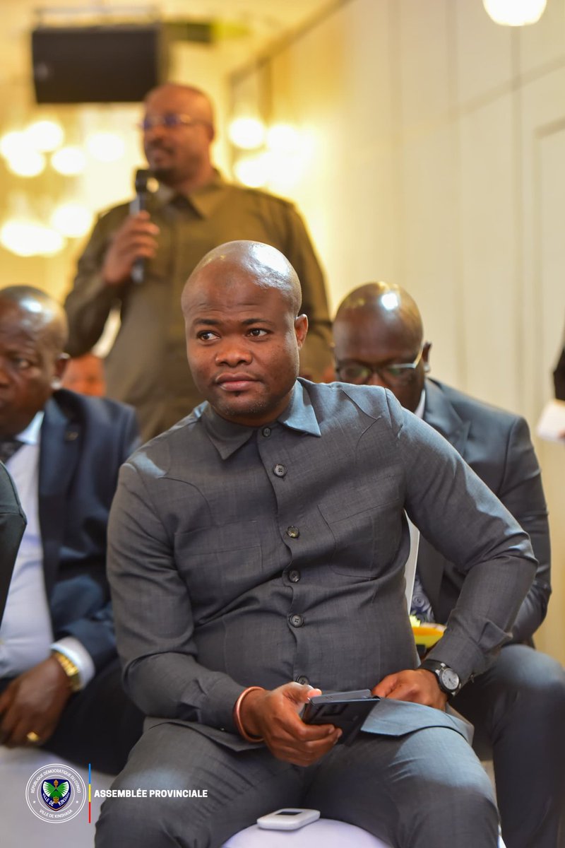 DKapena96878's tweet photo. #RDC:Ce 01.04.2025 L’ANAPI a sensibilisé les députés et ministres provinciaux sur la réforme du climat des affaires en #RDC,nous signalons la présence très remarquable du questeur de l’Assemblée provinciale de Kin
Rt, Me Socrate @HMubengaie.
#APK #Kin #SocratesMubengaie #Questeu https://t.co/G6B9MpI44T