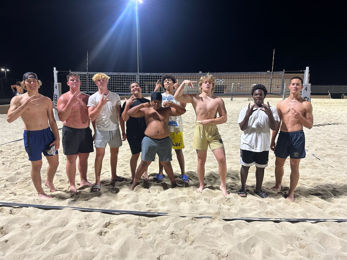 Casteel Football (@casteelfootball) on Twitter photo 1st annual sand volleyball tournament champs! The Colts had fun competing tonight! 🏐🏆
#PoundTheRock
<a href="/JoeBushman5/">Joe Bushman</a> <a href="/CasteelAthletic/">Casteel Athletics</a> <a href="/WrCoachJohnson/">Coach Johnson</a> 1st annual sand volleyball tournament champs! The Colts had fun competing tonight! 🏐🏆
#PoundTheRock
<a href="/JoeBushman5/">Joe Bushman</a> <a href="/CasteelAthletic/">Casteel Athletics</a> <a href="/WrCoachJohnson/">Coach Johnson</a>