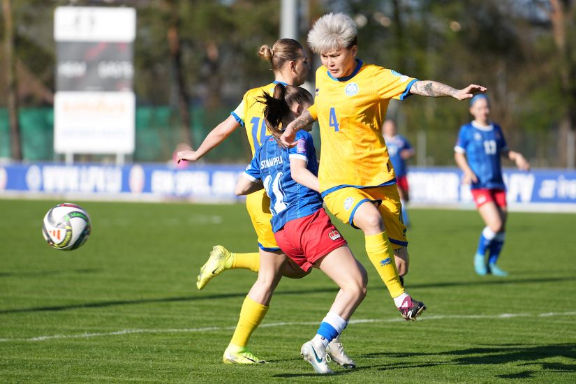 She Kicks - women's football magazine tweet media